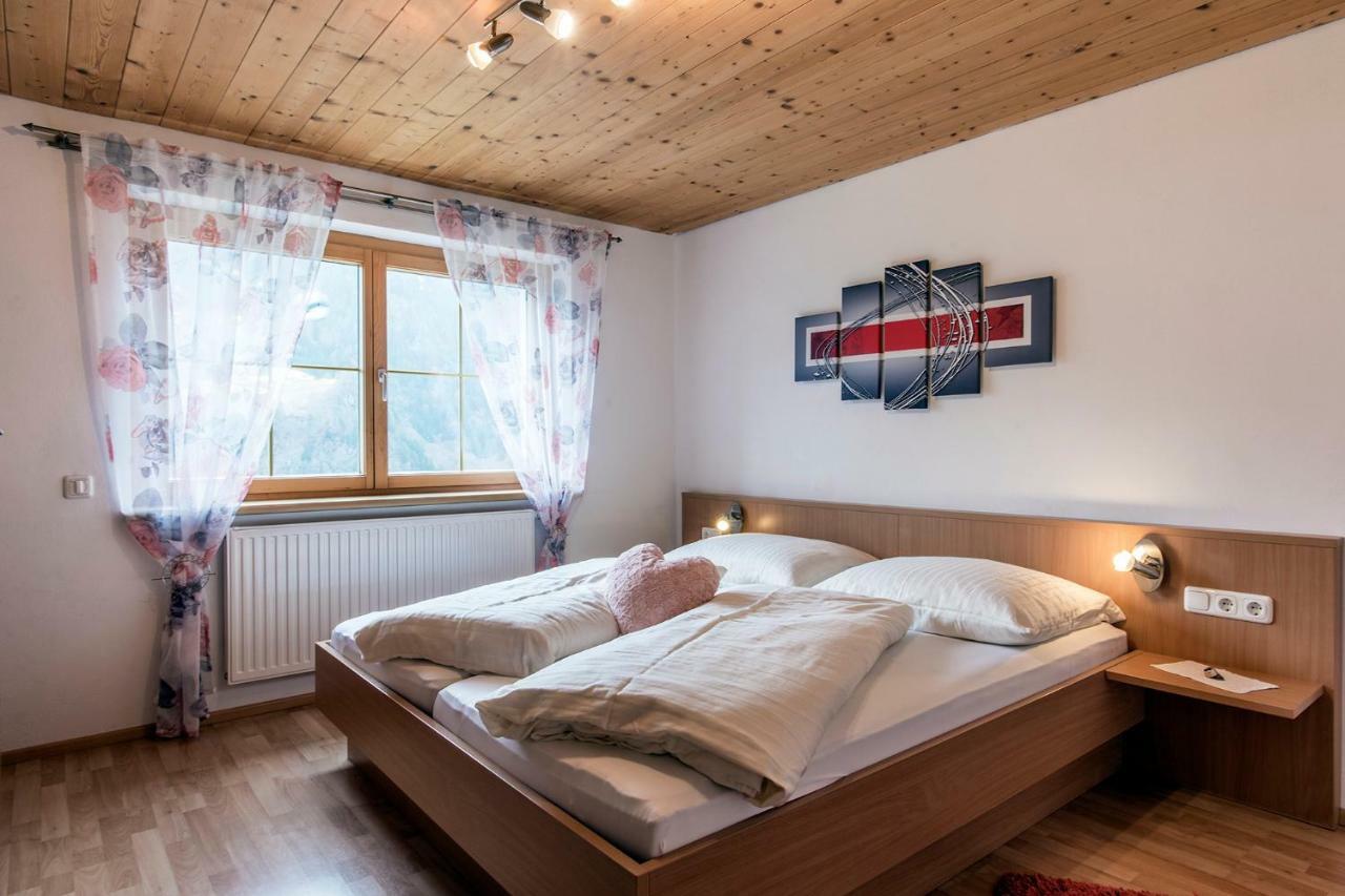 Haus Ambiatscha Lejlighed Sankt Gallenkirch Eksteriør billede